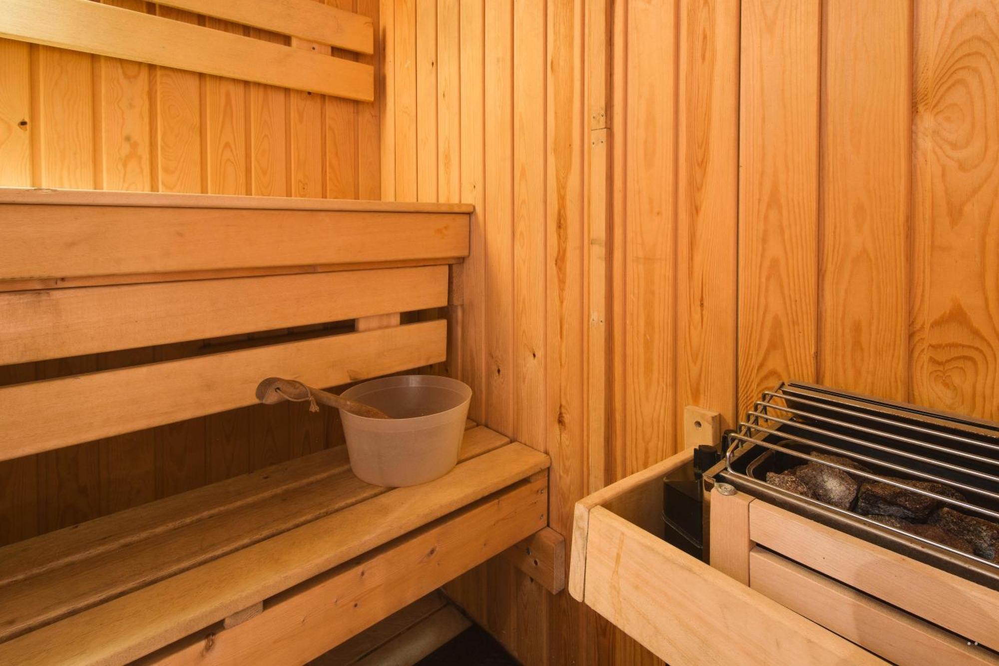 Le Petit Manoir Spa Et Vue Sur Riviere St Maurice Grandes Piles Екстериор снимка